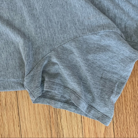 Set of 2 J Crew Cotton V-Neck T-Shirts, Large - Picture 6 of 11